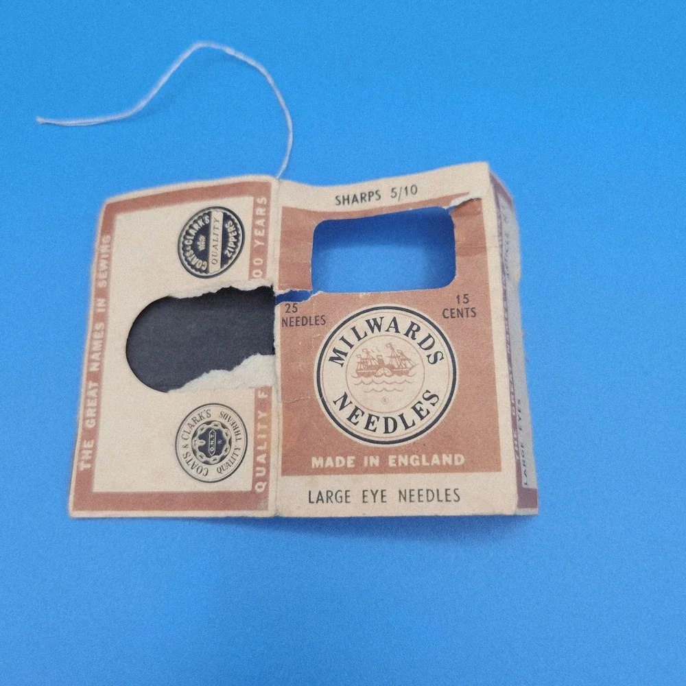 Vintage Milwards Large Eye Needle Package Made in England - Picture 3 of 4